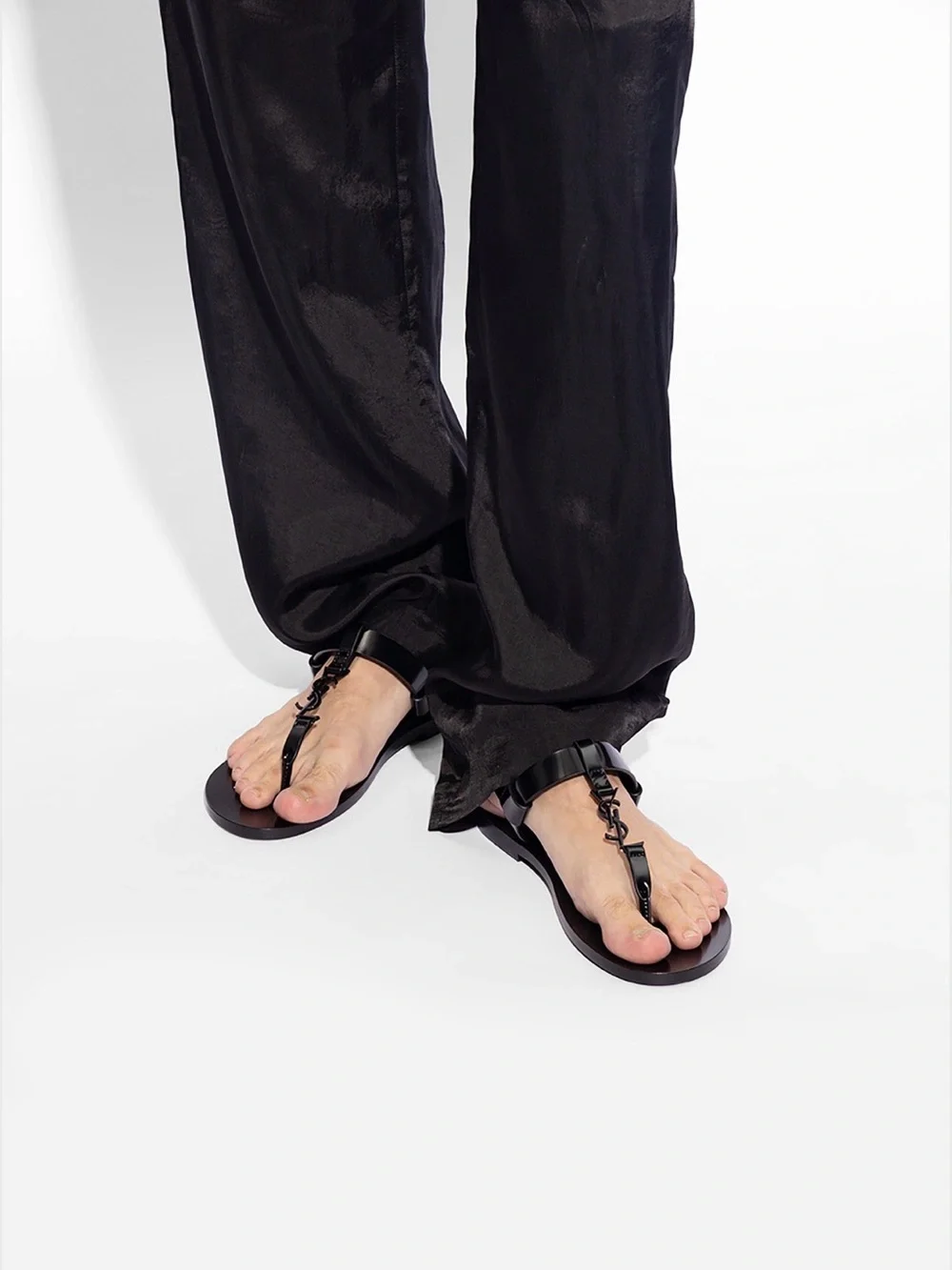 AUTHENTIC Saint Laurent Cassandre Leather Sandals In Black - Size 42
